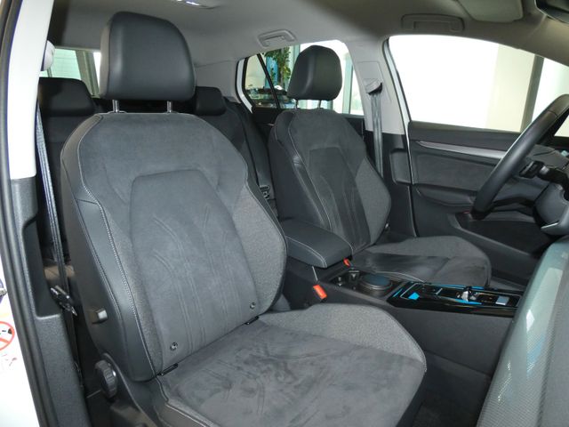 Golf 1.5 TSI eHybrid Style DSG AHK KAMERA MATRIX