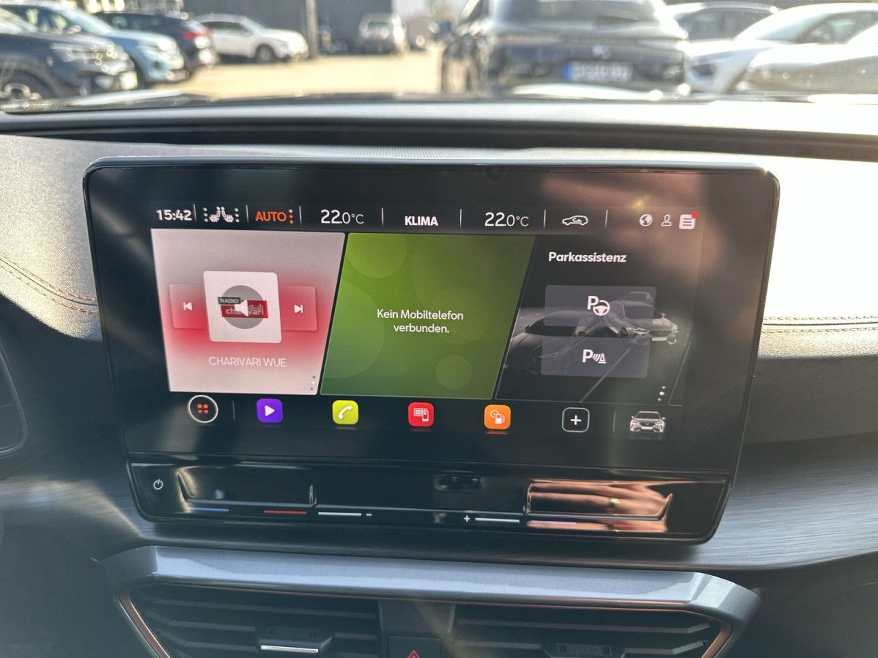 Fahrzeugabbildung CUPRA Formentor 1.5 TSI 110 kW (150 PS) - mit KI generiert/bearbeitet