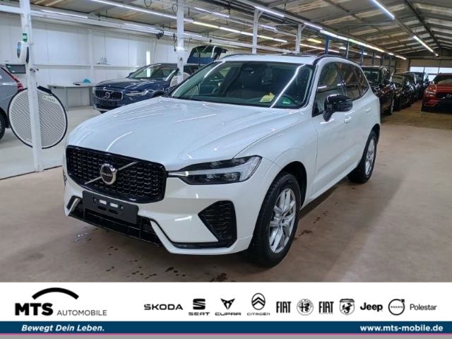 Volvo XC60 B4 Plus Dark Schiebedach Harman Kardon uvm.