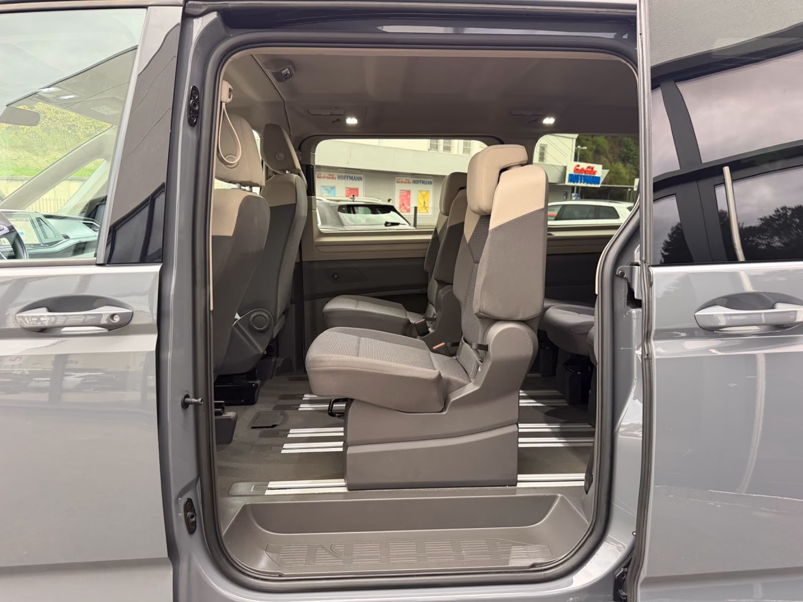 Volkswagen T7 Multivan 2.0 TDI 7-Sitzer