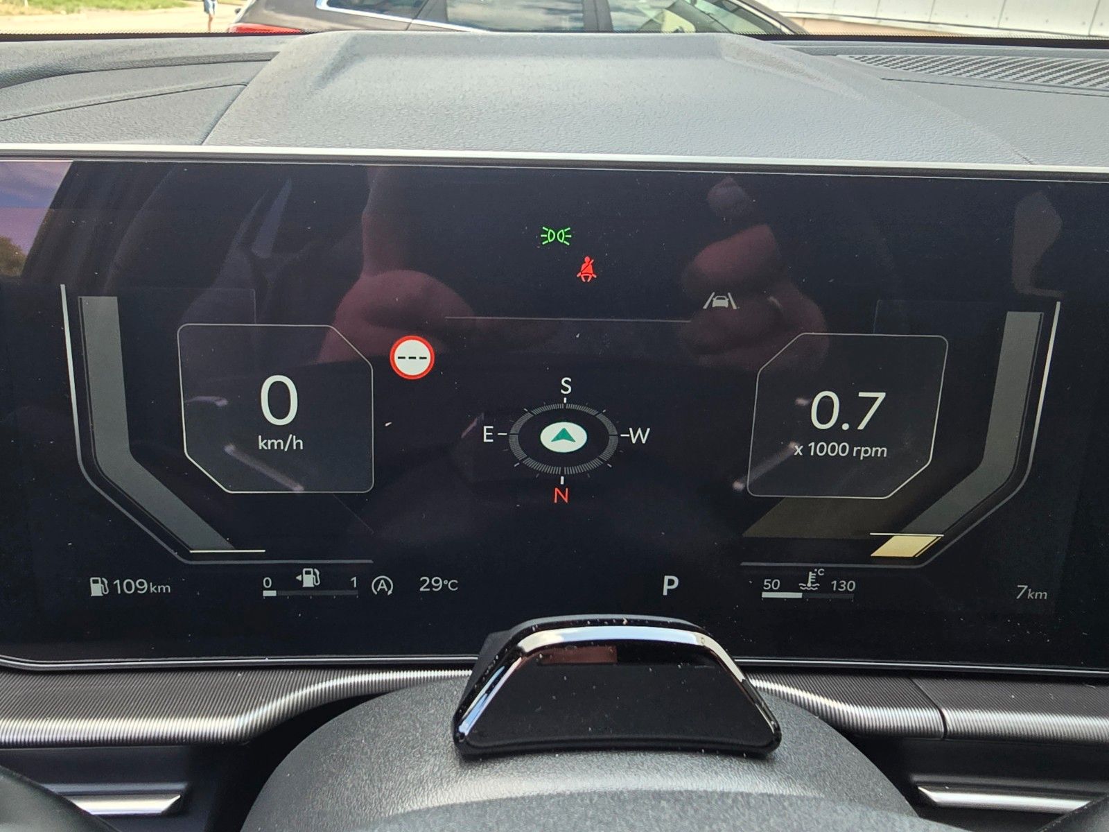 Fahrzeugabbildung Kia SPORTAGE 1.6T 2WD DCT BLACK ED DRIVE