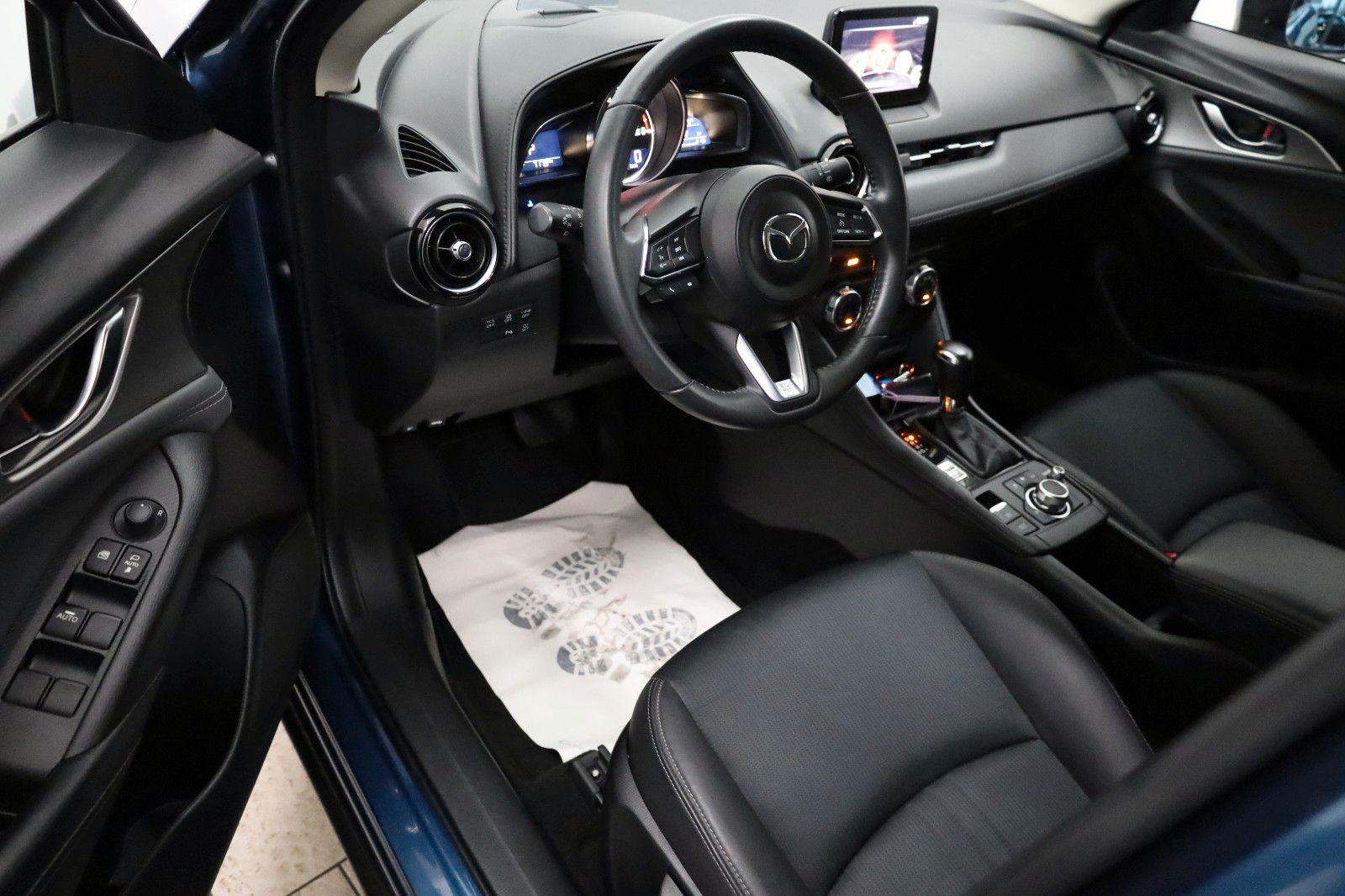 Fahrzeugabbildung Mazda CX-3 Selection Leder,Navi,LED,CarPlay,Kamera,SH