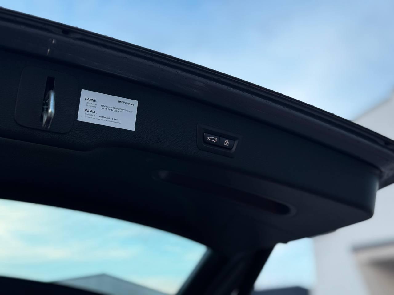 BMW X3 xDrive 20d M-Paket/HEAD-UP/MEMORY/PANO/SHADOW