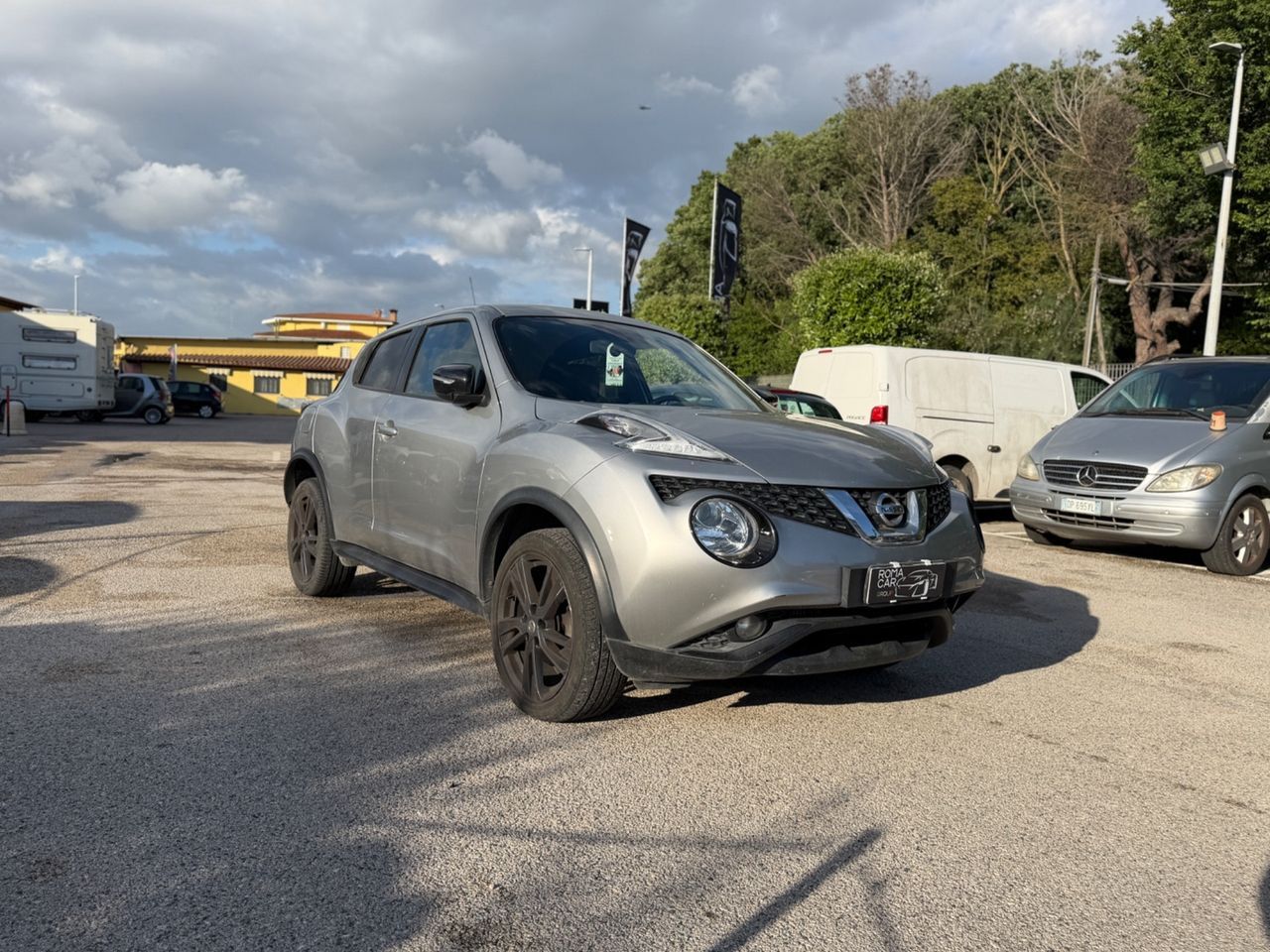 NISSAN Juke