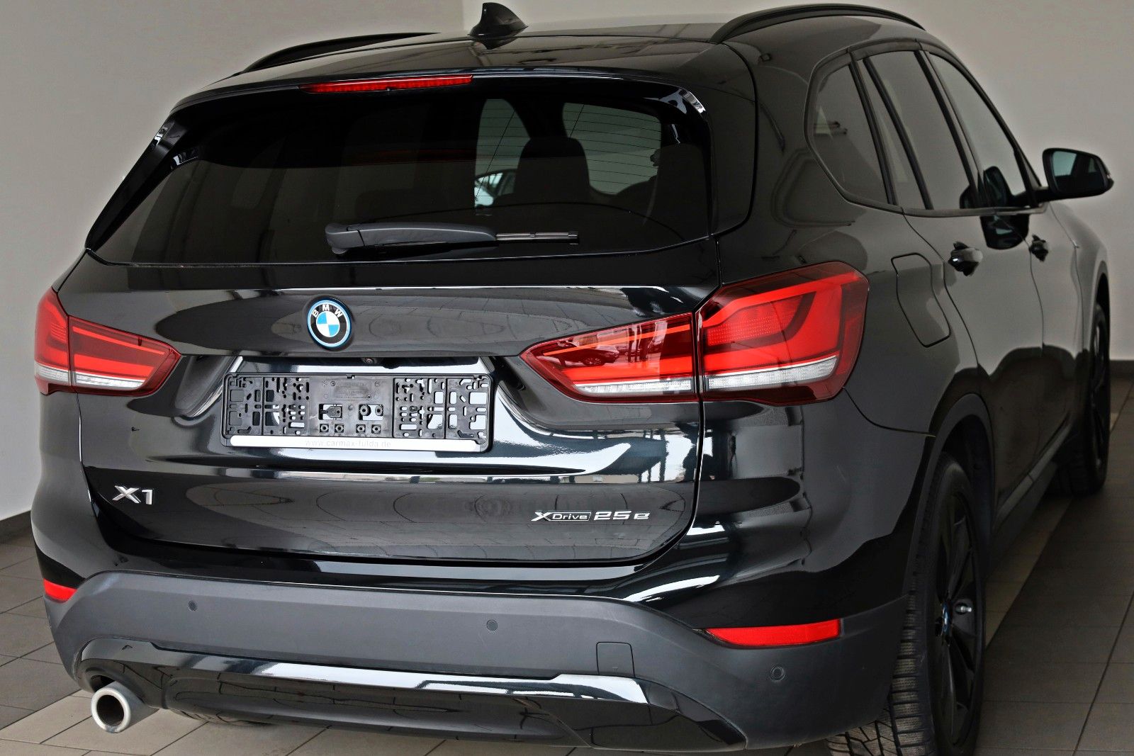 Fahrzeugabbildung BMW X1 xDrive 25e Advantage,Leder,Navi,HUD,Kamera,SH