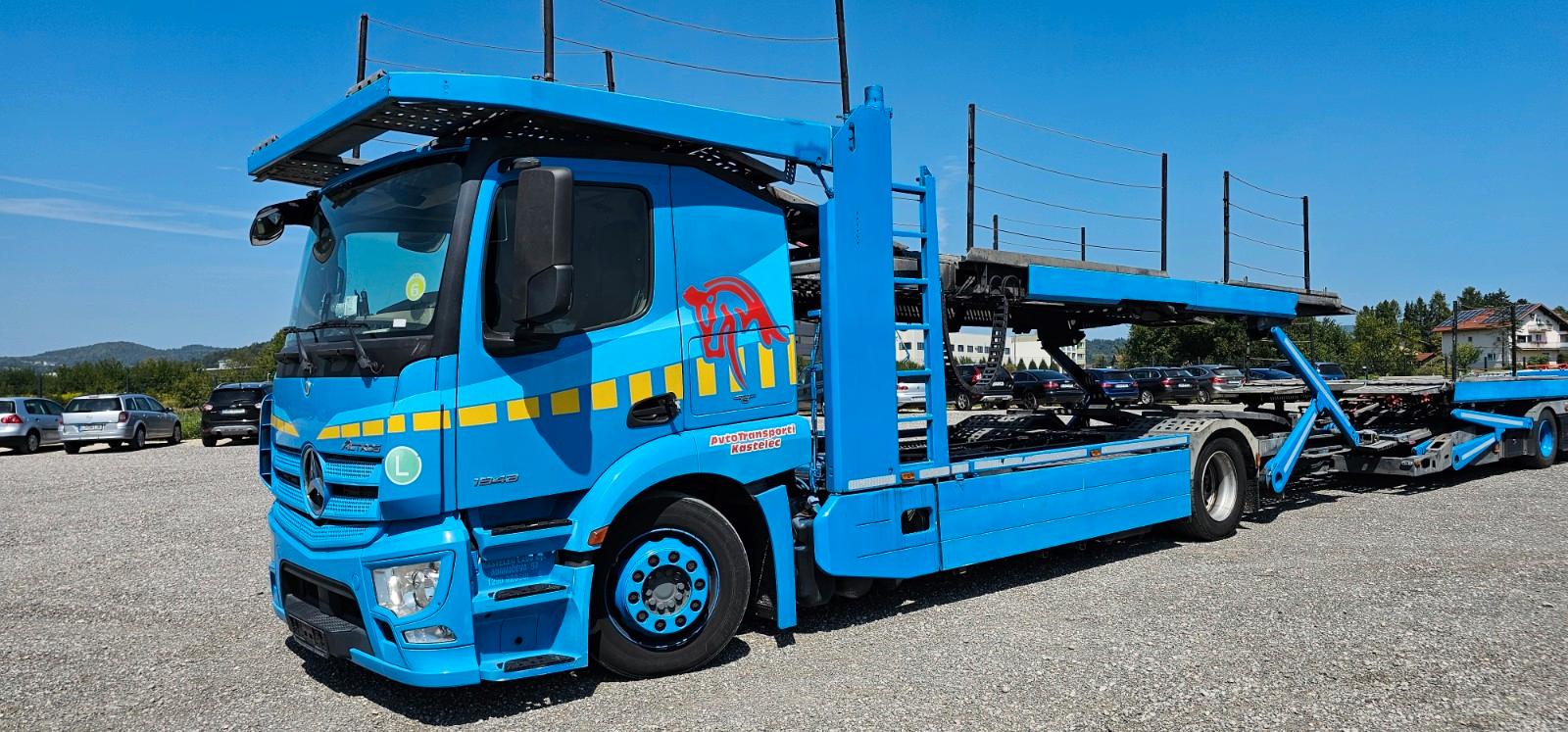 Mercedes-Benz Actros 1943 + Kassbohrer APT