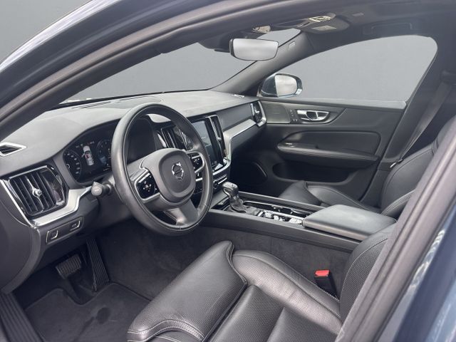 V60 Kombi Inscription AWD *StandHZG+AHK+Navi+Led
