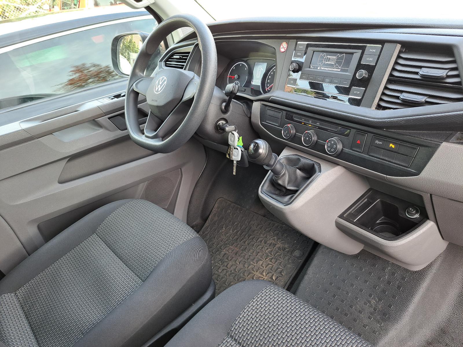 Volkswagen T6.1 9-Sitze*Klima*PDC*Scheckheft*8fach*HUneu