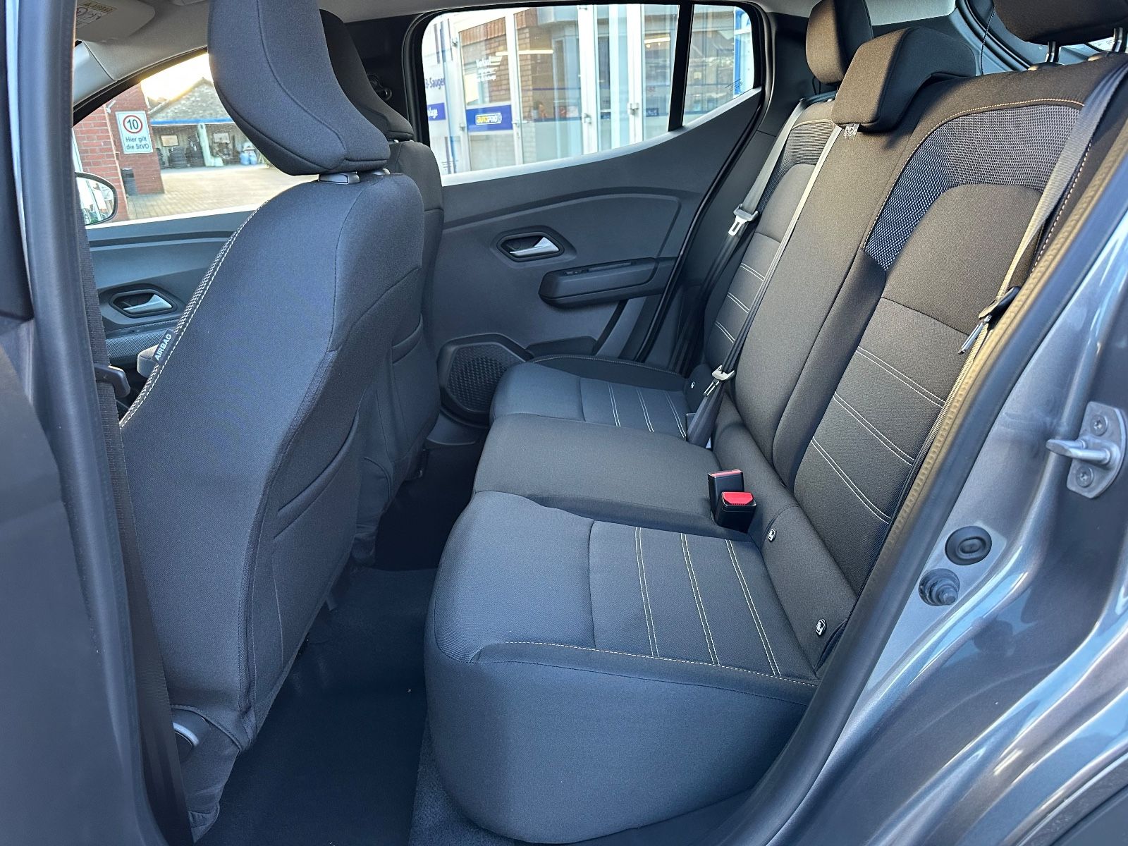 Fahrzeugabbildung Dacia Sandero Stepway Expression CVT LED/PDC/Carplay