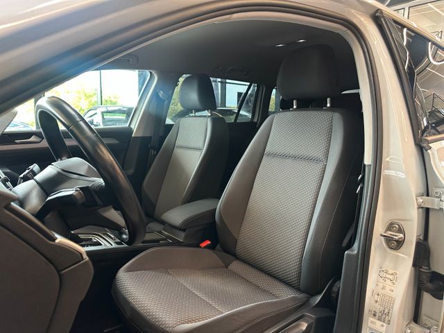 MYAUTOCENTER – Gebraucht- und Jahreswagen mit Werkstattservice in Pfaffenhofen Volkswagen Passat *AHK*ACC*KLIMAAUTO*LED*NAVI*1.HAND*