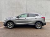 Nissan Qashqai N-Connecta - Nissan Qashqai: Connect