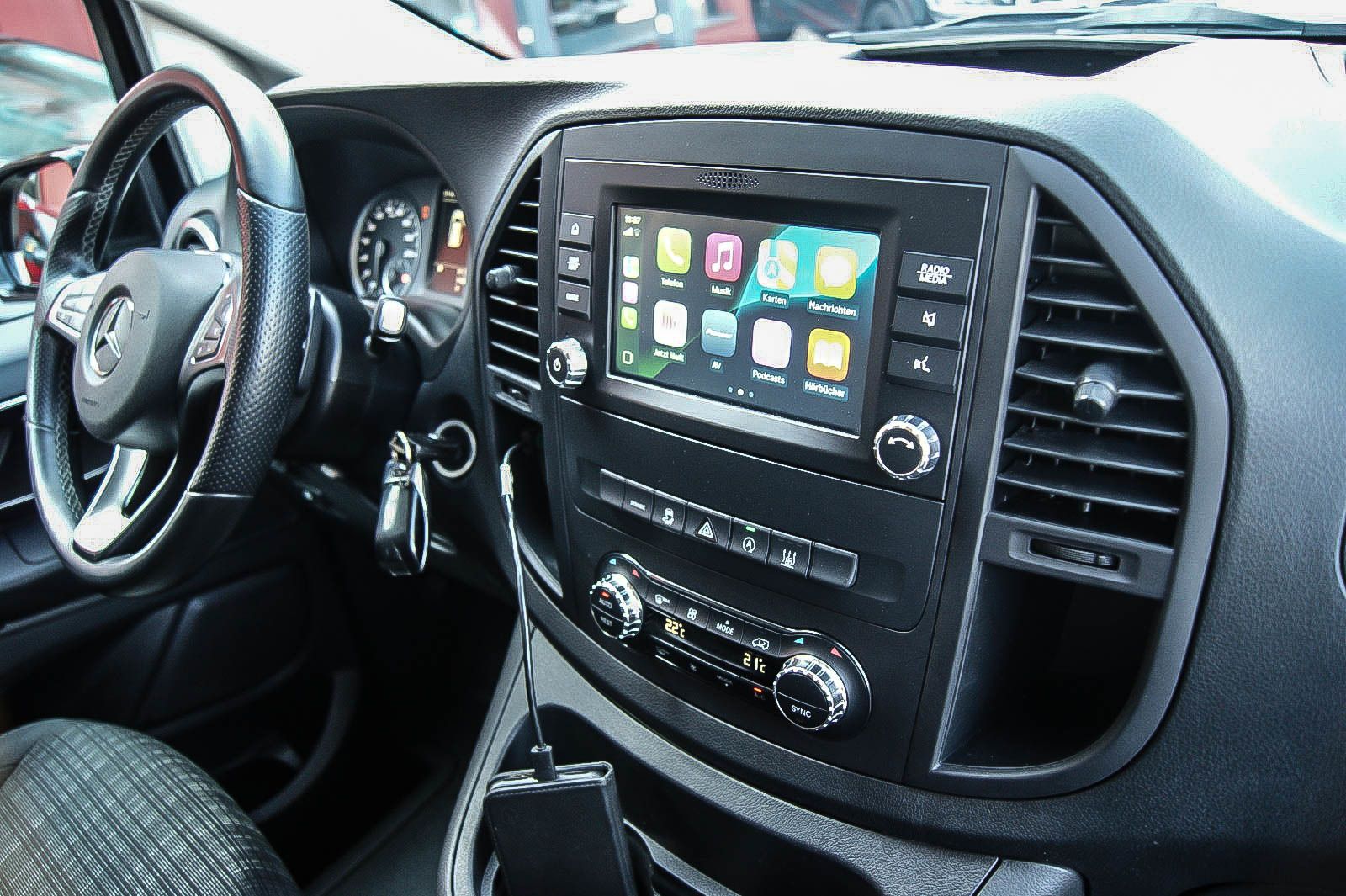 Fahrzeugabbildung Mercedes-Benz Vito Mixto 119 CDI 4x4 lang LED NAVI STANDHZG