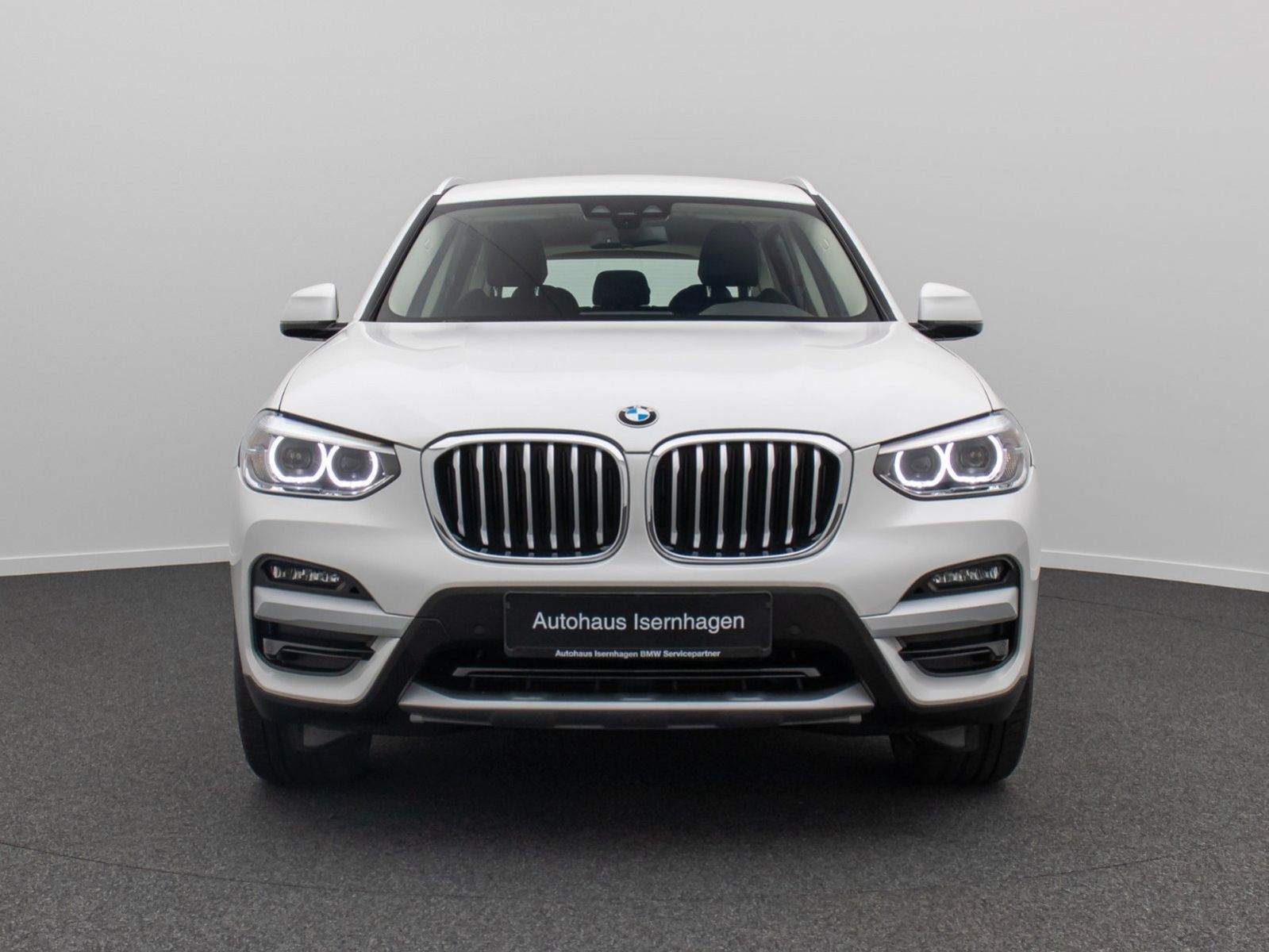 Fahrzeugabbildung BMW X3 xD30e xLine DAB HiFi Alarm AHK Sport Individu