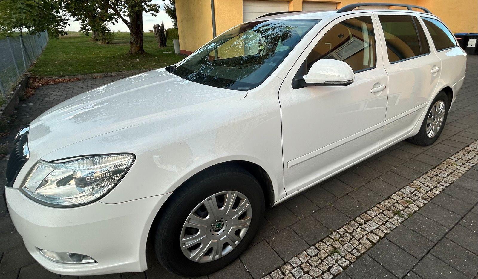 Skoda Octavia 2013 — engine 116 HP (85kW)