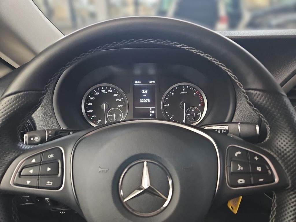 Fahrzeugabbildung Mercedes-Benz Vito 116 Tourer extralang Nav AHK 2xKlima 9Sitze