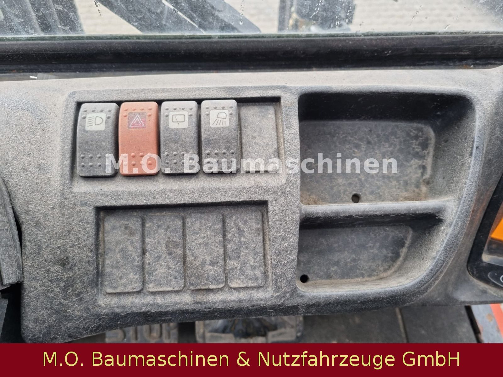 Fahrzeugabbildung Linde H 30 D / Duplex / Diesel / 3,0t /4,10m