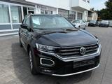 Volkswagen T-Roc 2.0TSI Sport 4Motion DSG Navi ACC - : Allradantrieb, Kleinwagen