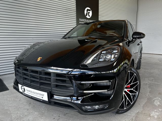 Porsche Macan Turbo/PANO/SPORT CHRONO/AHK/BOSE/CARPLAY