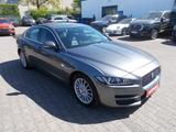 Jaguar XE Prestige, Leder, Navi,  Rundum Kamera - Jaguar XE Prestige mit Diesel-Antrieb