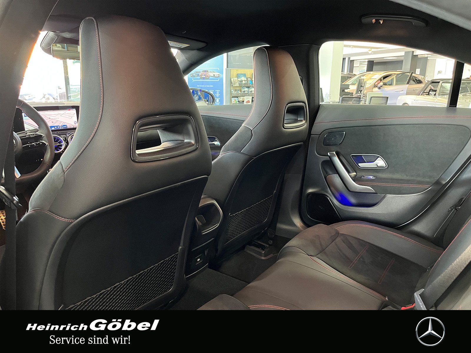 Fahrzeugabbildung Mercedes-Benz CLA 200 AMG+LED+AMBIENTE+KAMERA+TOTWINKEL+WINTER
