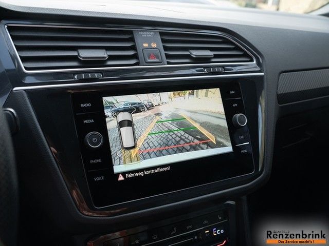 Tiguan R-Line eHybrid Black-Style AHK Kamera