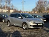 Renault Megane III Grandtour Dynamique*PDC*NAVI*KLIMA* - Renault Megane aus 2012 mit Benzin-Antrieb: Kombi