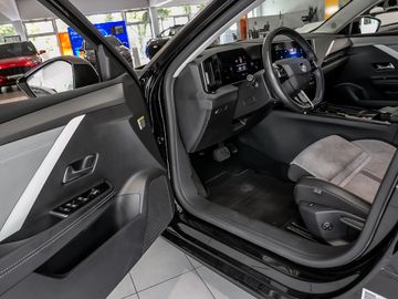 Opel Astra L Sports Tourer 1.5 Elegance Kamera