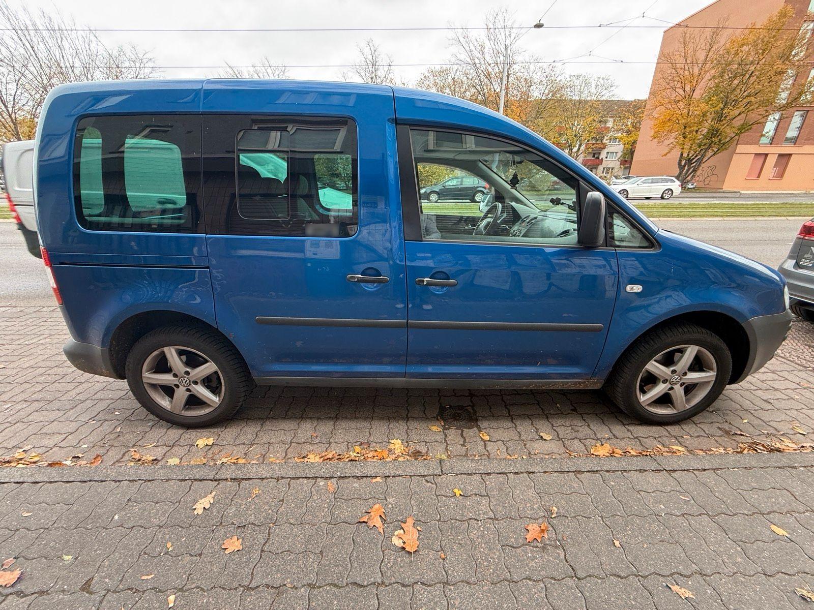 Volkswagen Caddy 2006 — interior