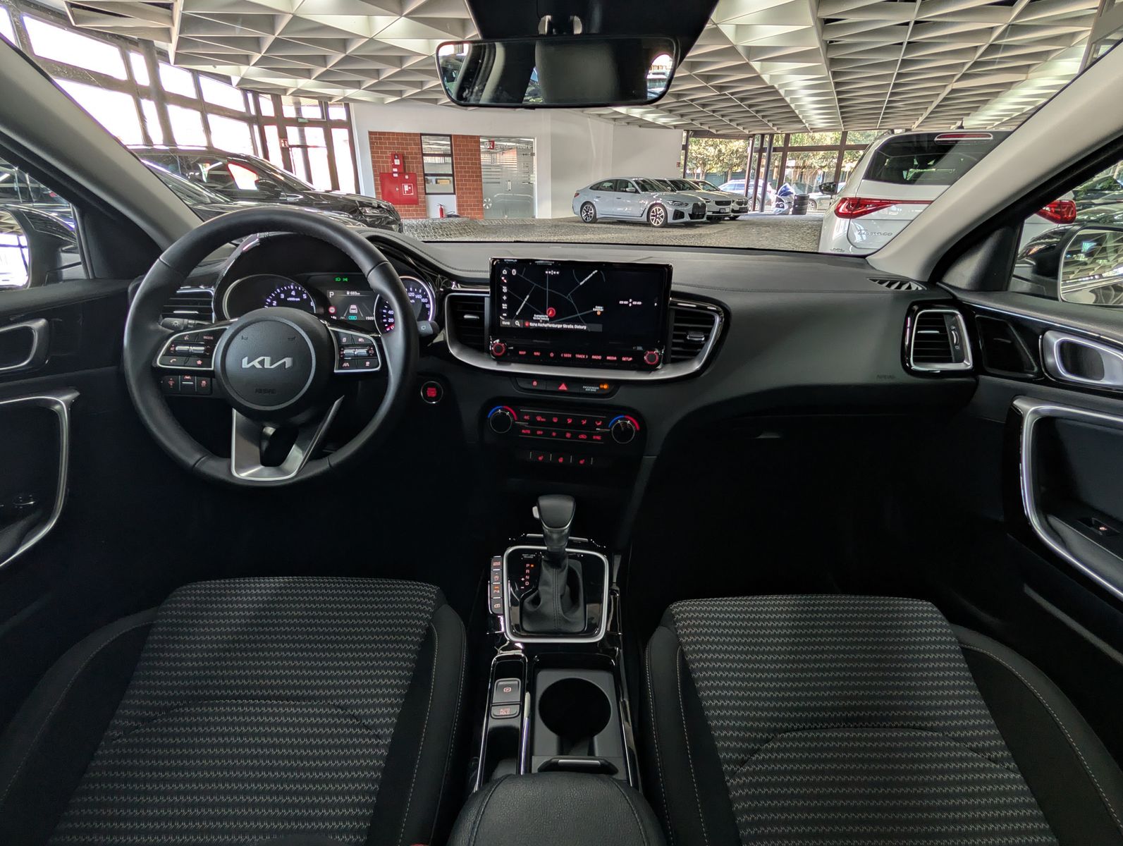 Fahrzeugabbildung Kia cee'd / Ceed 1.5 Ultimate Style-Pk SCC JBL 7J-G.