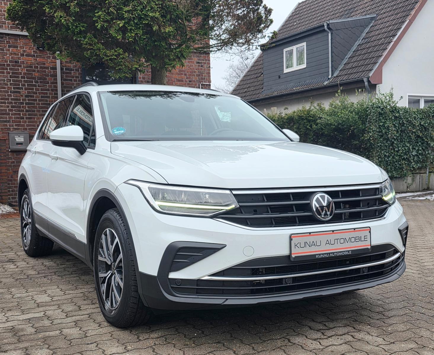 Volkswagen Tiguan 2.0 TDI Life 1.HD/StHZ/APPLE/ANDROID/KAM