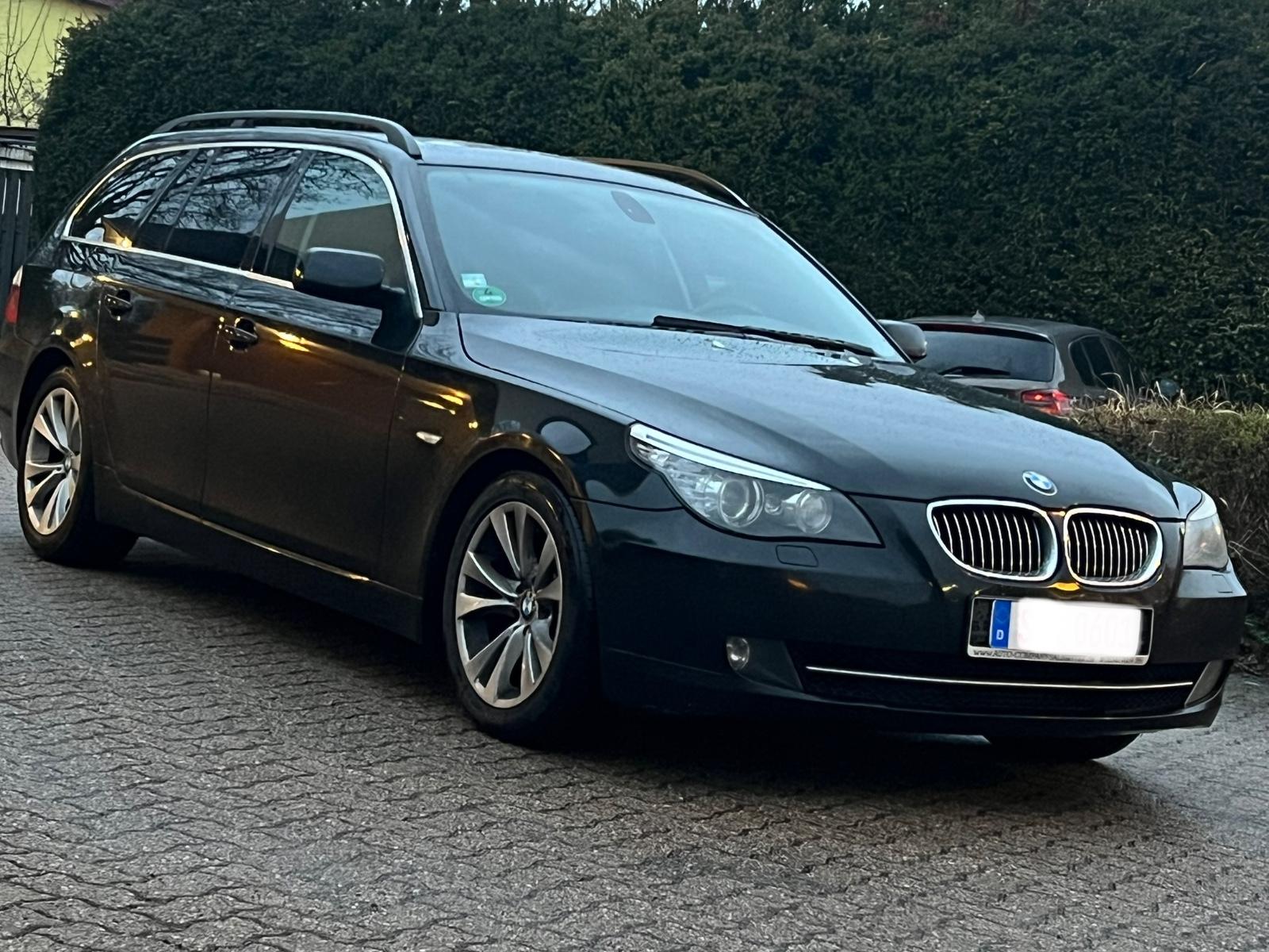 BMW 525dA Touring Edition Exclusive*PANO*HeadUp*Keyl