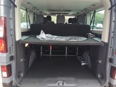 Fahrzeugabbildung Trafic Grand Combi L2H1 3,0t Life 2.0 BLUE dCi 1