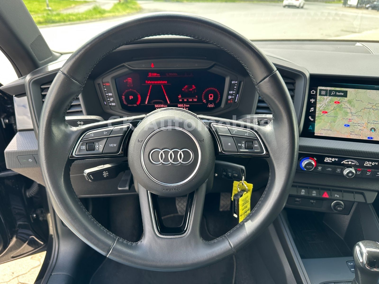 Fahrzeugabbildung Audi A1 Sportback 30 TFSI DSG S-Line/MMI Plus/PDC