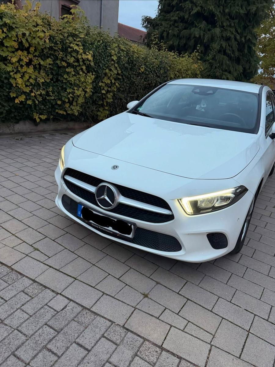 Mercedes-Benz A 200