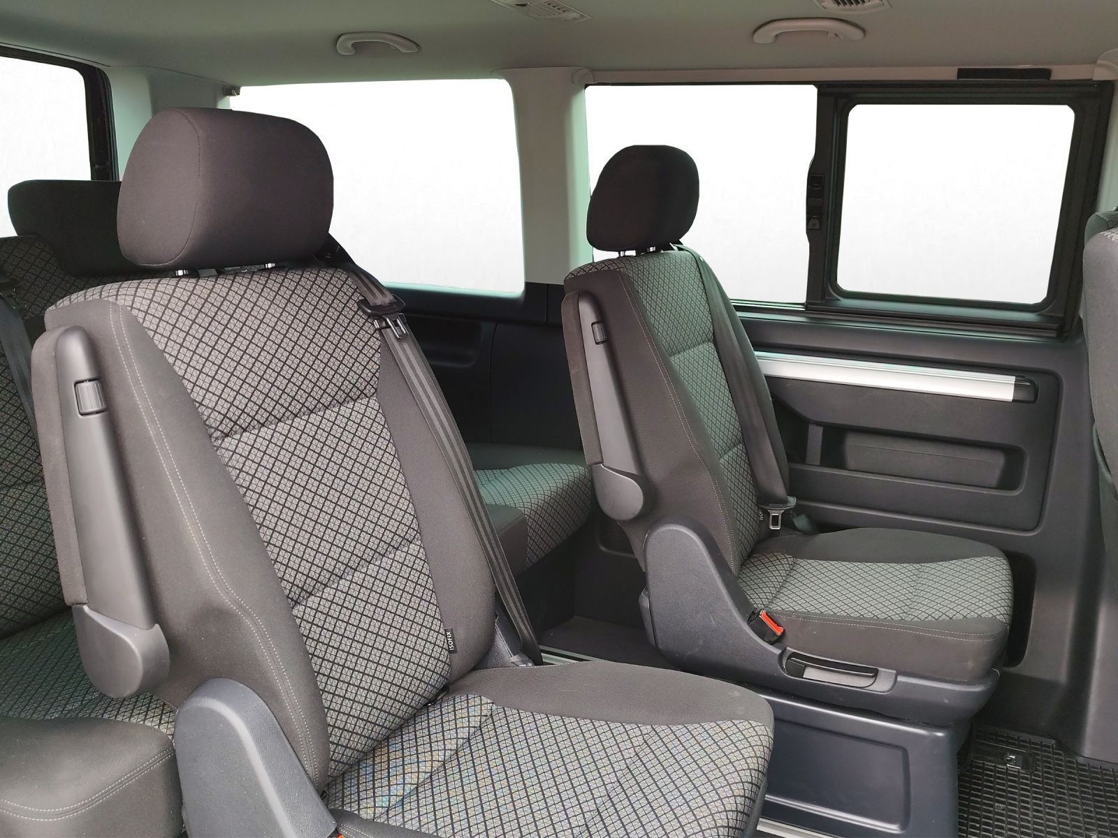 Volkswagen T6.1 Multivan 2.0 TDI DSG TRENDLINE*7-SITZER*AHK foto 16