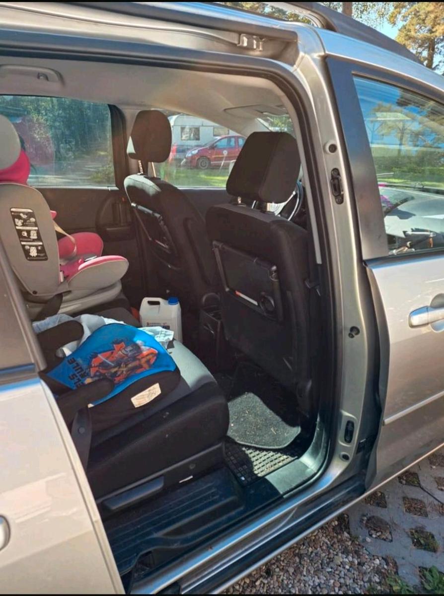 Mazda 2 2006 — photo 5