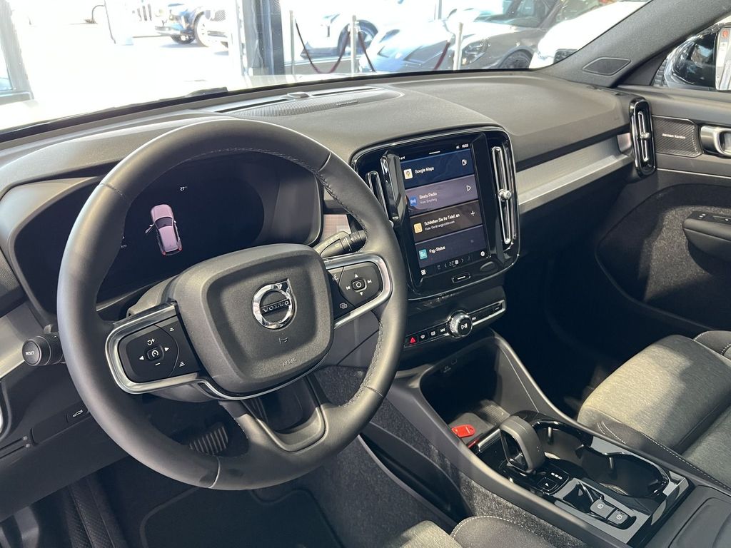 Volvo XC40 B3 Plus Dark ACC BLIS 360° H/K LED Navi SHZ