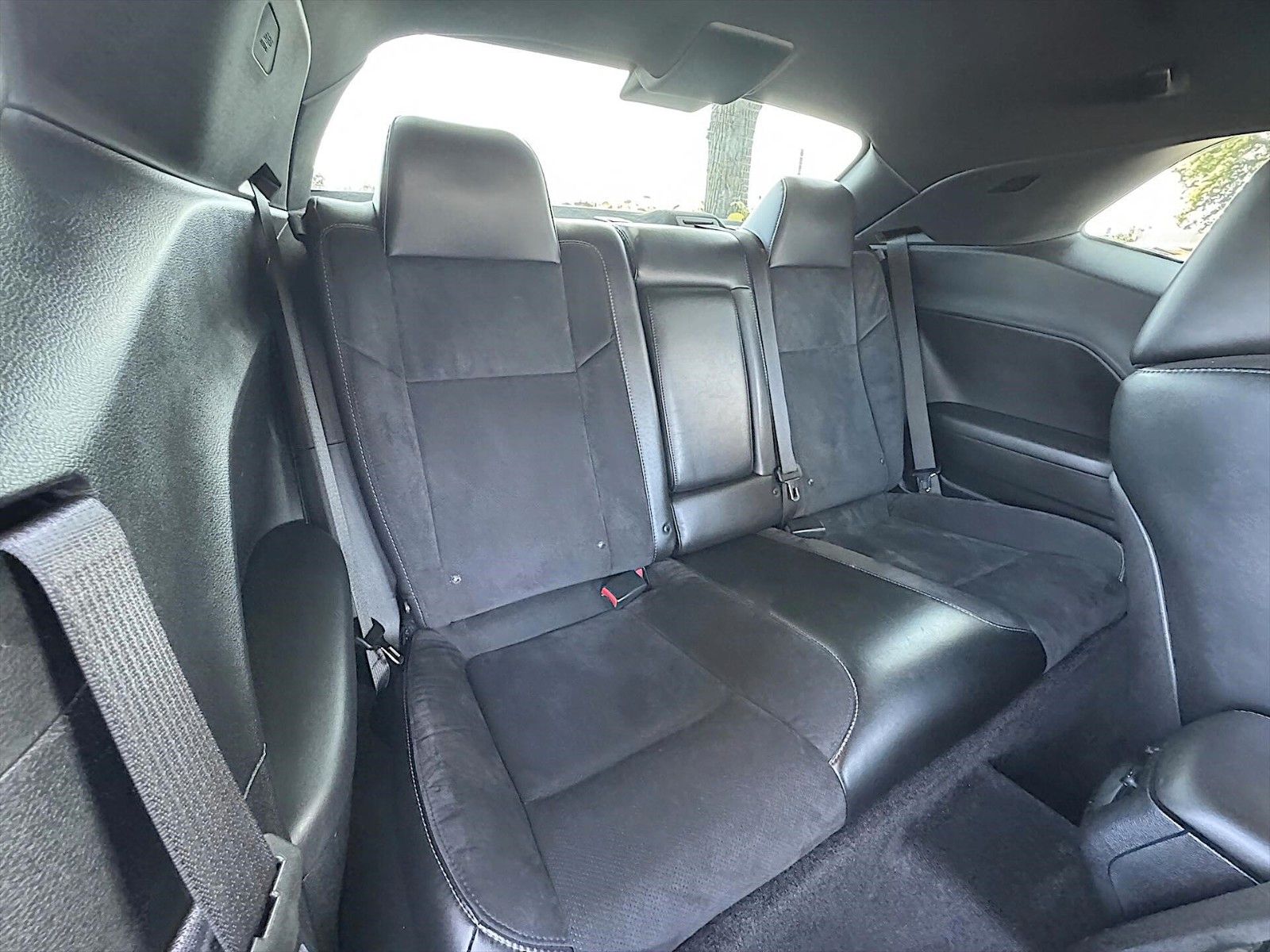 Fahrzeugabbildung Dodge Challenger 6.4 V8 SRT 392 SCAT PACK SHAKER Perf.