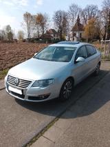 Volkswagen Passat 1.9 TDI BlueMotion 1.Hand°Navi°Pdc°Ahk°8F - Volkswagen Passat aus 2008: TDI
