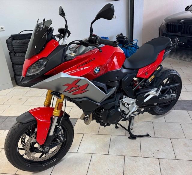 BMW F 900 XR Sport