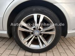 MERCEDES-BENZ E 220 CDI AVANTGARDE*Facelift*4xSHZ*S-Dach*Leder