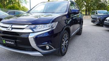 Mitsubishi Outlander - 4