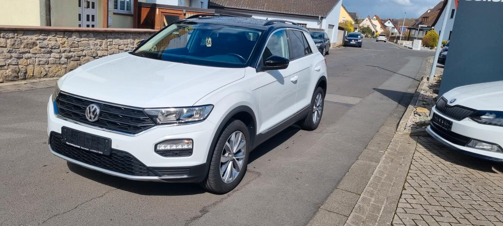 Volkswagen T-Roc 1.5 TSI Style a.AHK