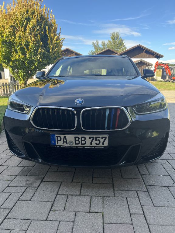 Image of BMW X2
