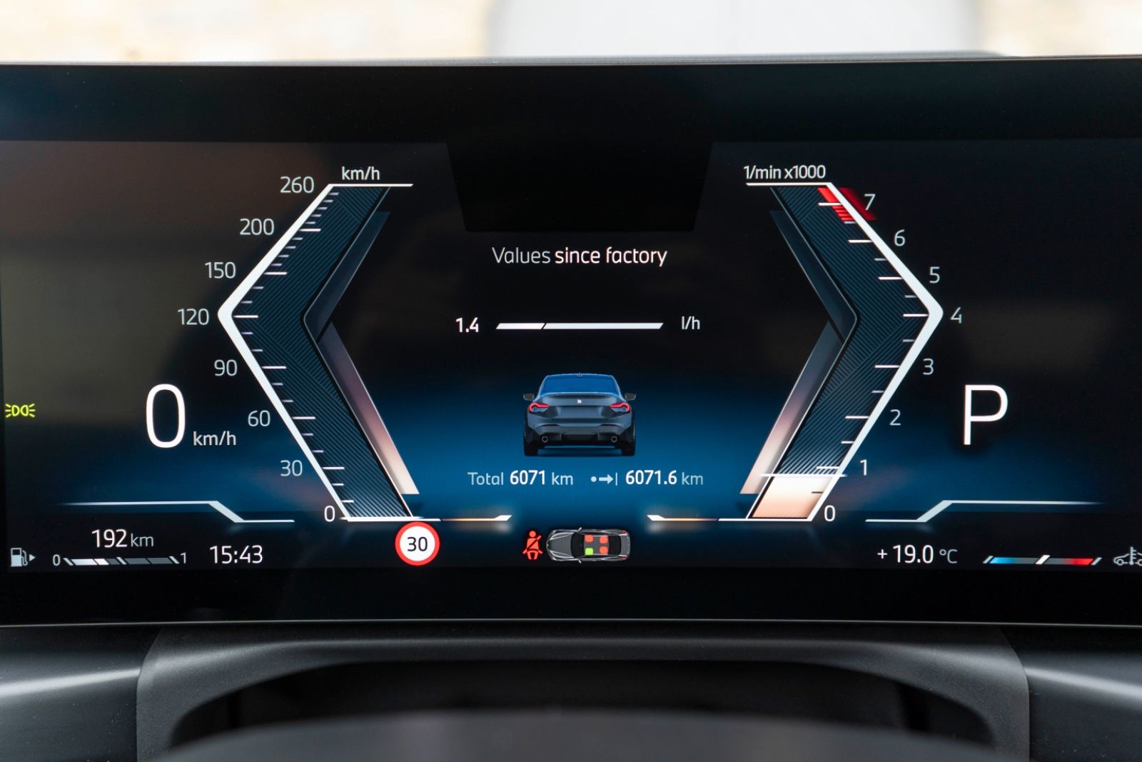 Fahrzeugabbildung BMW 230I M-SPORT KAM CARPLAY LED CARBON H&K M