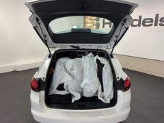 OPEL Astra K Sports Tourer*LED*AHK*DAB*NAVI*1. HD* OPEL Astra K Sports Tourer*LED*AHK*DAB*NAVI*1. HD*