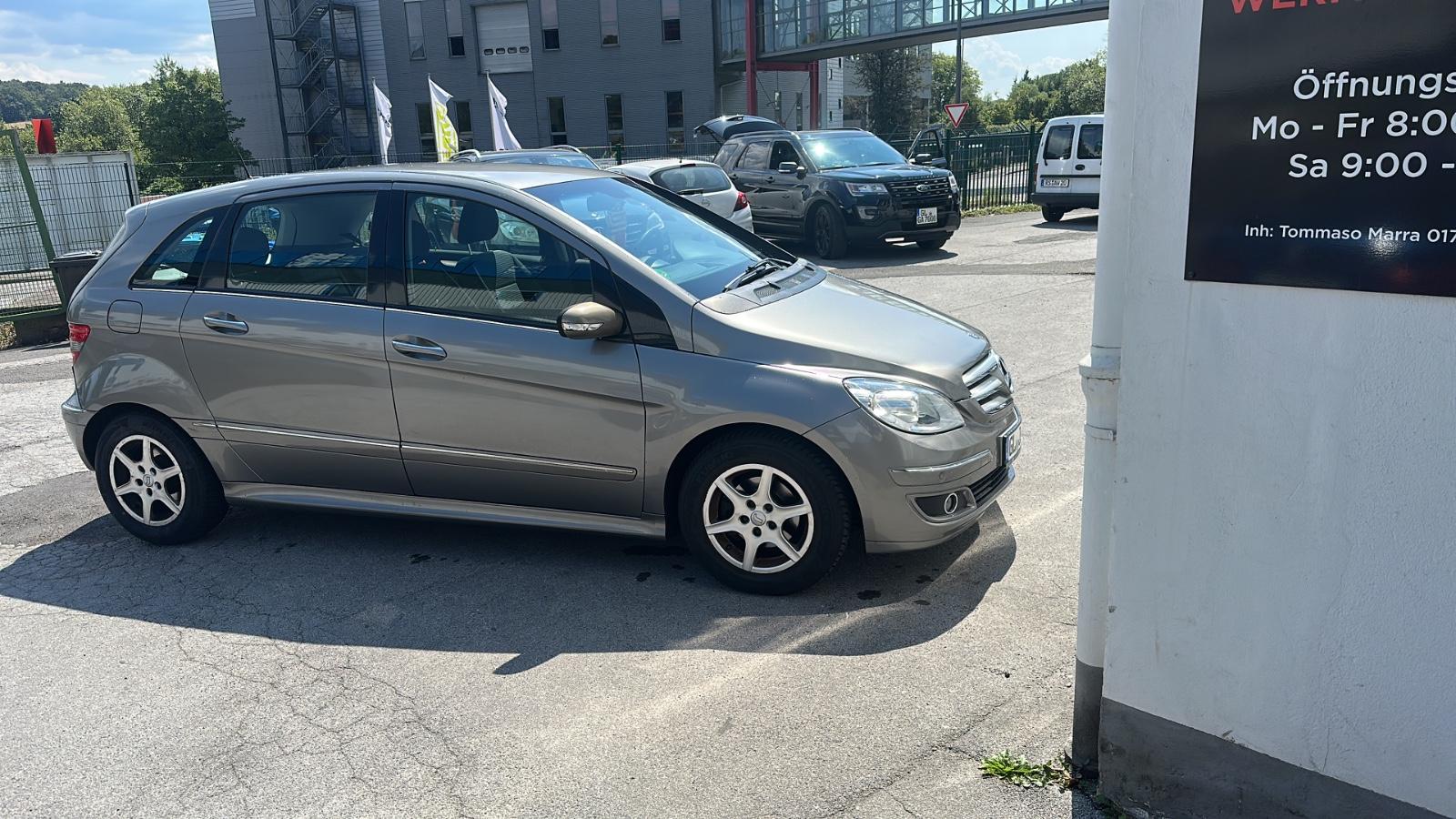 Mercedes-Benz B170 2005 — вигляд ззаду