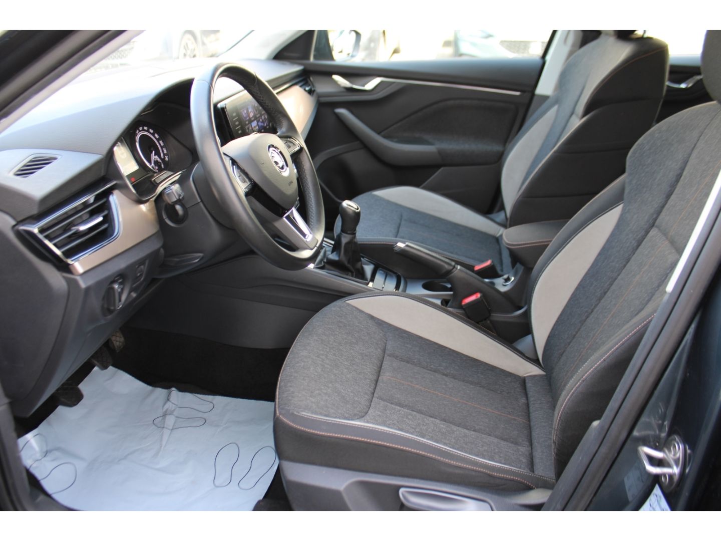 SKODA Scala Style 1.0 TSI LED GRA CarPlay StHzg DAB PD - Image 7