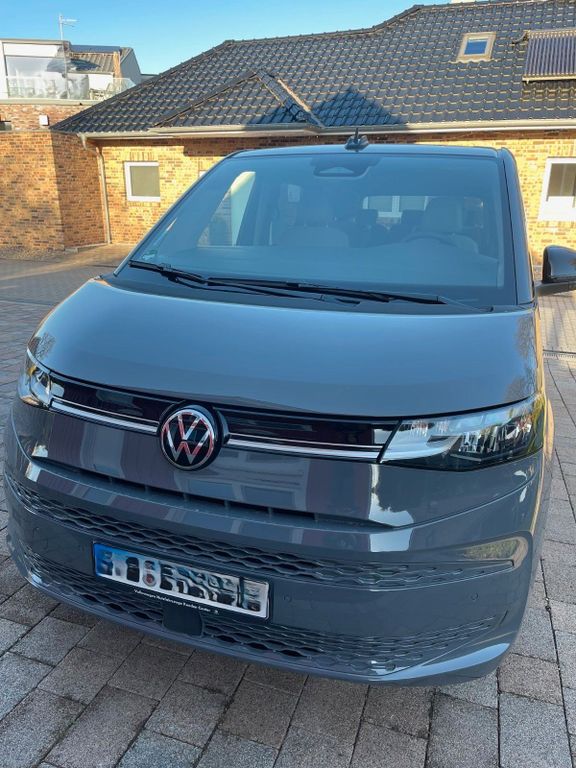 Image of Volkswagen T7 Multivan