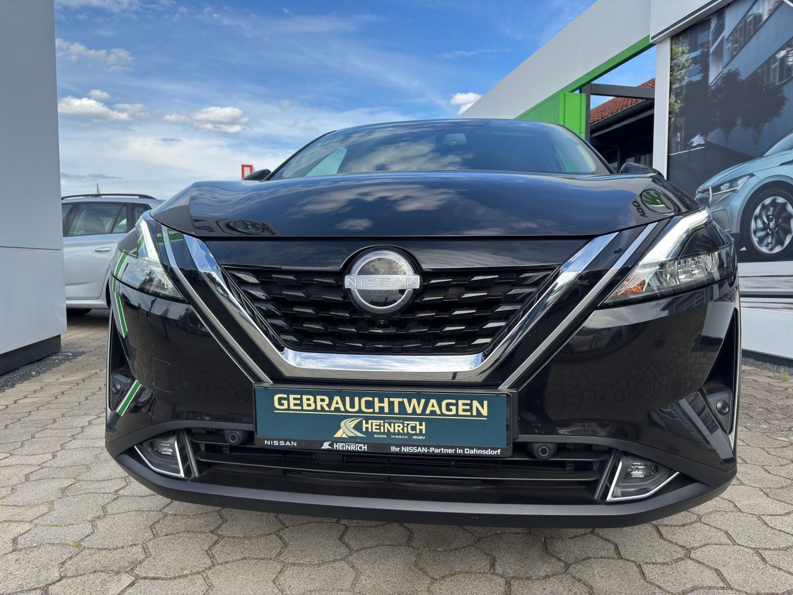 Fahrzeugabbildung Nissan Qashqai 1.5 VC-T N-Connecta*360°Cam*NAVI*eHeck